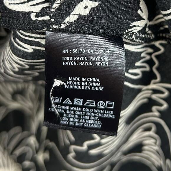 Maeve Anthropologie Black & White Bird Print V Neck Button Up Top Womens 4 - Picture 4 of 6